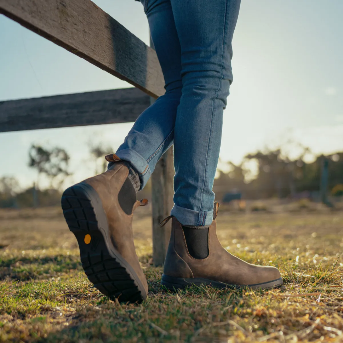 2056 All Terrain Chelsea Boot (Rustic Brown)-BLUNDSTONE Hot