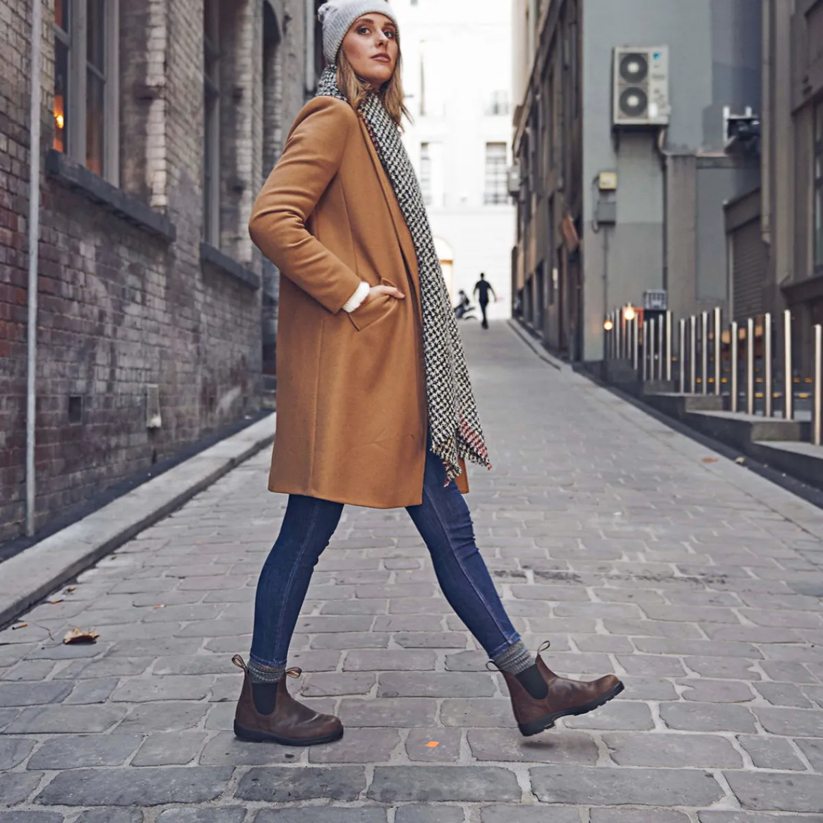 1609 Classic Chelsea Boot (Antique Brown)-BLUNDSTONE Discount