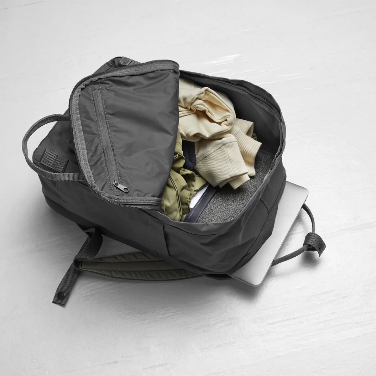 Fjällräven Kånken Laptop 17" computerrygsæk (Black)-FJÄLLRÄVEN Best