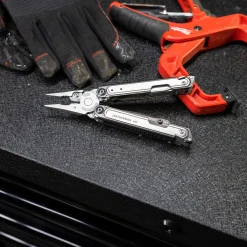 ARC multi-tool-LEATHERMAN Hot