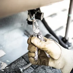 Charge + TTi Multi-tool-LEATHERMAN Outlet