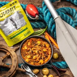 Beef and Potato Stew / Oksestuvning med kartofler-SUMMIT TO EAT New